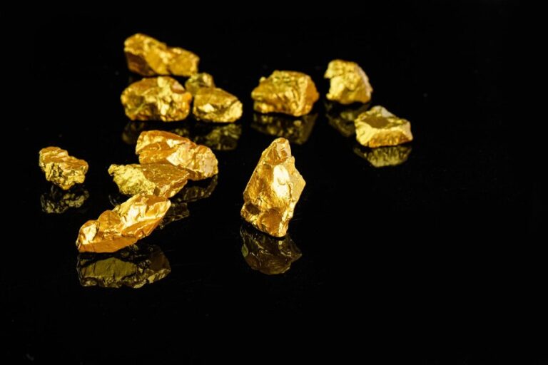 1. Natural gold nuggets